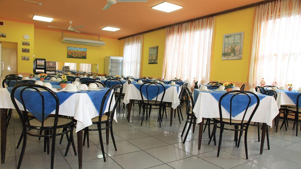 Hotel Marinella ริมินี ภายนอก รูปภาพ